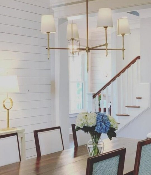 Bryant Large chandelier designed by Thomas O'Brien