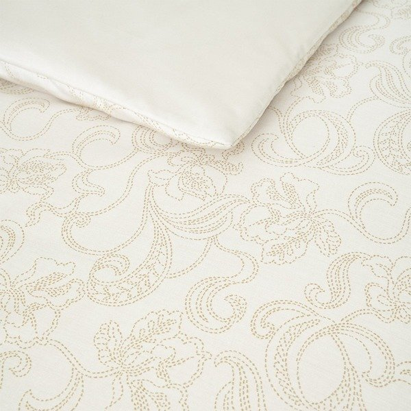Yves Delorme comforter cover, from the Belami (Ivoire) collection