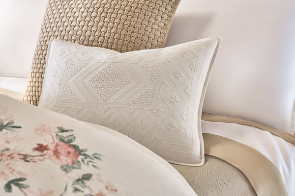 Poduszka dekoracyjna Lillian Ralph Lauren Home z Kolekcji Elisabetta