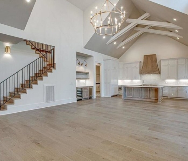 Chandelier E.F. Chapman Darlana Extra