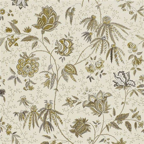 Pillar Point Floral Ralph Lauren Home wallpaper, from the Signature Islesbor collection