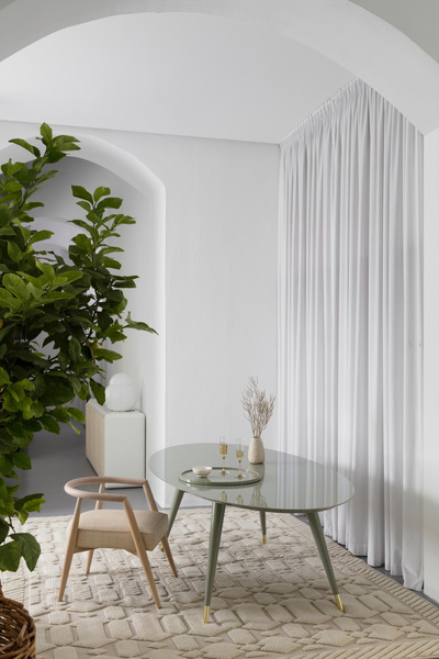 Stół Dom Edizioni Andrea