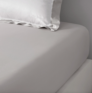 Ralph Lauren Home sheet, from the Langdon collection (Silver)