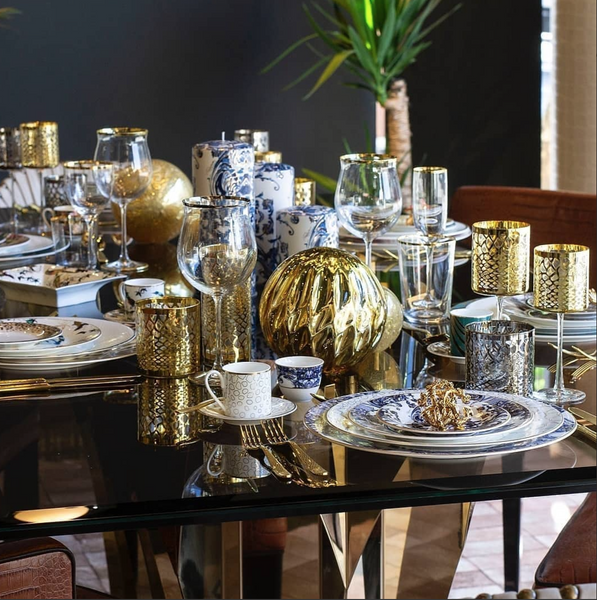 Kryształowy kieliszek do szampana Roberto Cavalli Home, z kolekcji Monogram Gold