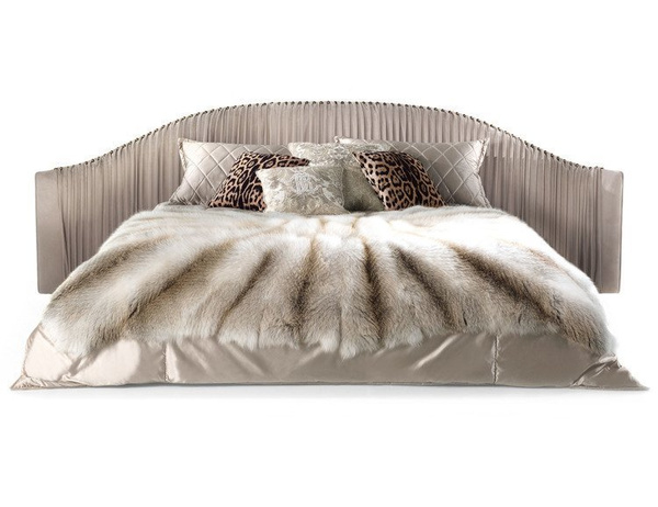 Łóżko Sharpei marki Roberto Cavalli Home Interiors 