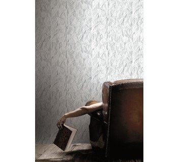 Wallpaper imitating crumpled paper