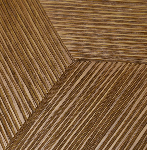 Stolik boczny Velutto marki Eichholtz