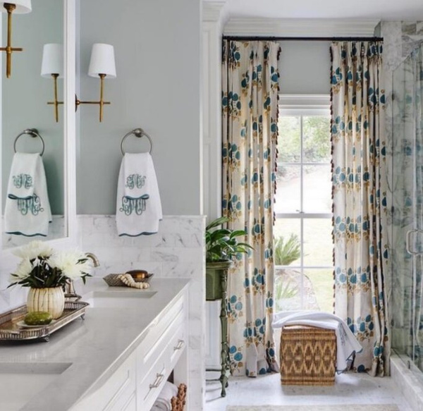 Thomas O'Brien Bryant wall lamp