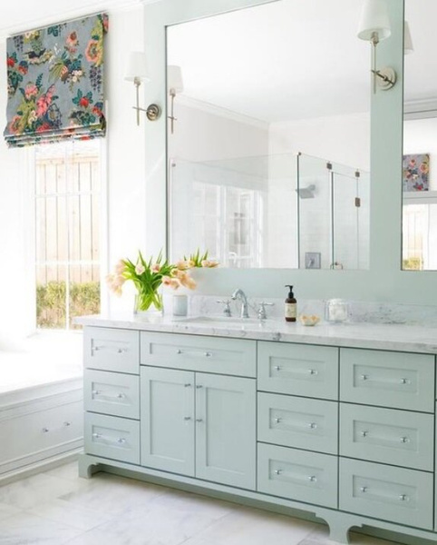 Bryant wall lamp designed by Thomas O'Brien Bryant Large Billiard pendant lamp by Thomas O'Brien by Visual Comfort