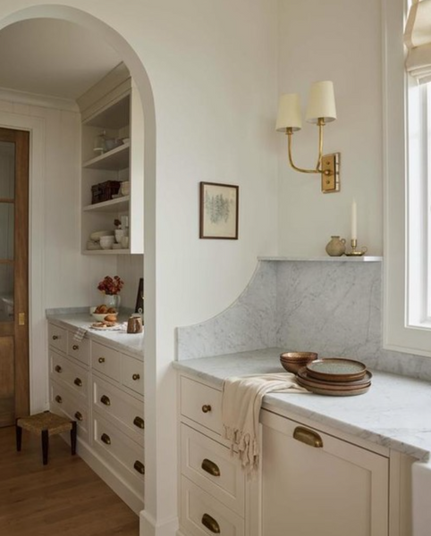 Hulton Double wall lamp by Thomas O'Brien