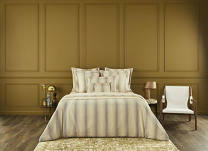 Yves Delorme bedding set, from the Ecrit de loin collection