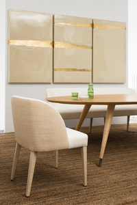 Stół Dom Edizioni Cupertino