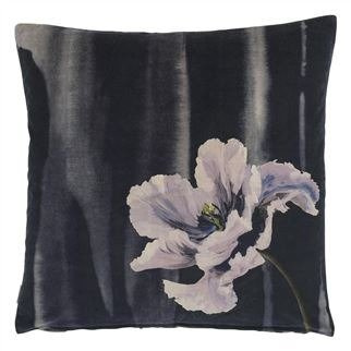 Poduszka dekoracyjna Designers Guild Delft Flower Noir