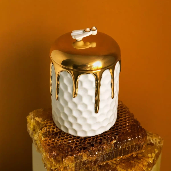 L'Objet Beehive scented candle from the Luminescence collection
