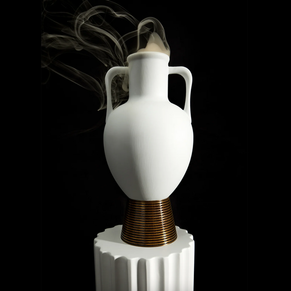 L'Objet amphora (saucer) for incense sticks