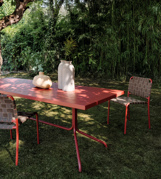 Brise 33 table by Gervasoni 1882