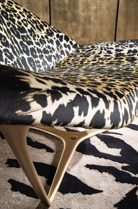 Fotel Wings marki Roberto Cavalli Home Interiors