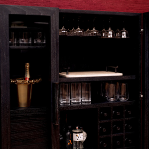 Connaught bar cabinet by Eichholtz