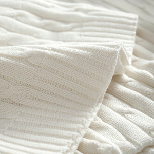 Ralph Lauren Home blanket, from the Cable collection (White)