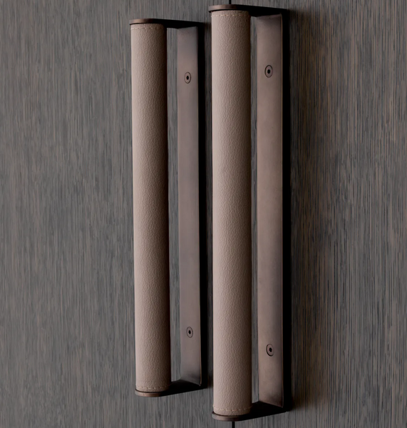 Harrison bar cabinet by Eichholtz