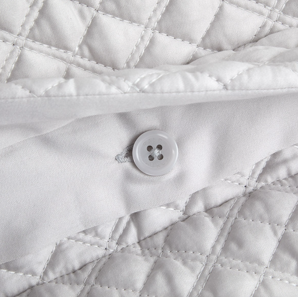 Ralph Lauren Home cotton satin pillowcase, from the Argyle (Platinium) collection