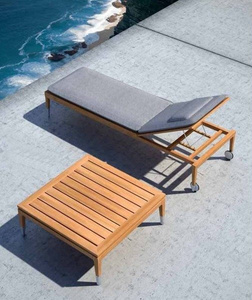 Smania Palmas garden chaise longue