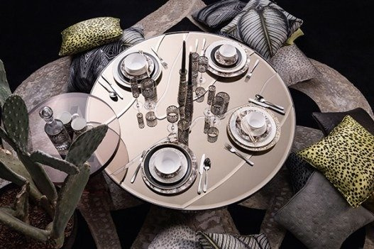 Zestaw sześciu talerzy deserowych Roberto Cavalli Home, z kolekcji Tropical Jungle (Black)