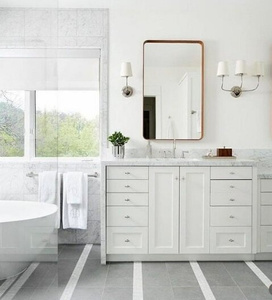 Thomas O'Brien Vendome wall lamp 