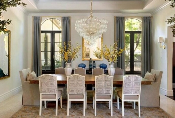 Julie Neill Talia Grande chandelier