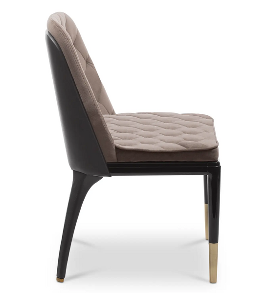 Charla King chair by Luxxu