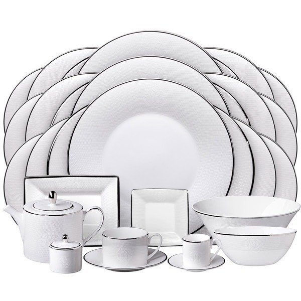 Roberto Cavalli Home tea cup, from the Lizzard (Platin) collection