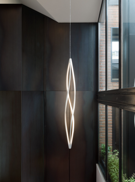 Lampa wisząca The Wind Vertical marki Nemo Lighting