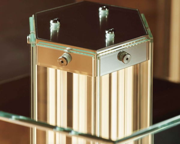 Lampa stołowa SuperWire T marki Flos