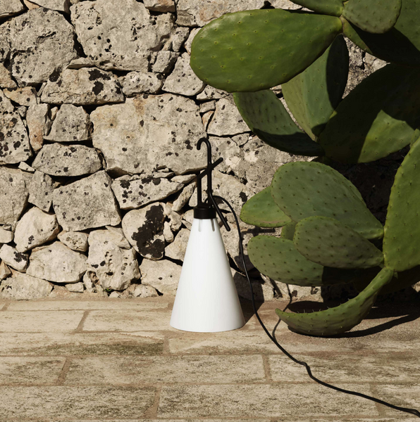 Lampa ogrodowa Mayday marki Flos