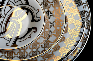 Zestaw sześciu miseczek do zupy Roberto Cavalli Home, z kolekcji Monogram Gold