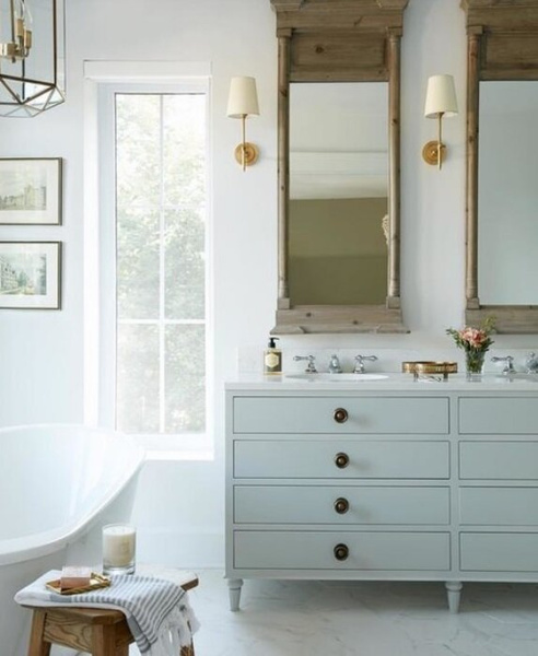 Kinkiet Bryant projektu Thomasa O'Briena marki Visual Comfort