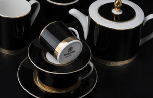 Zestaw dwóch filiżanek do kawy Roberto Cavalli Home, z kolekcji Python Black