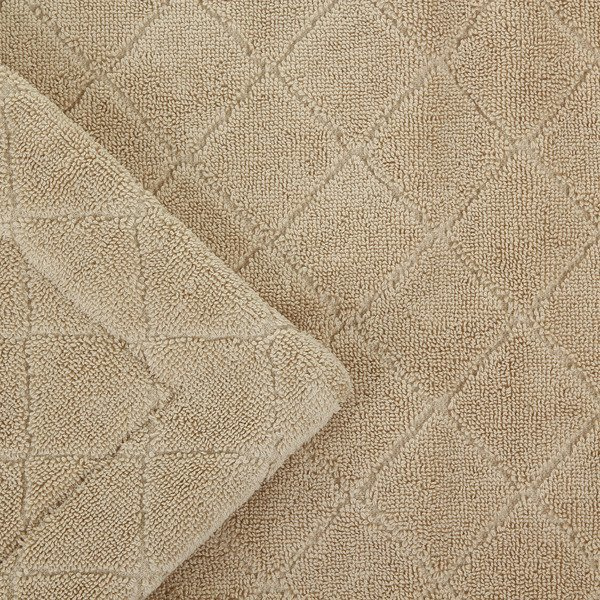 Ralph Lauren Home bath mat, from the Avenue (Linen) collection