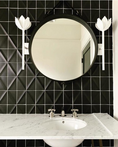 Julie Neill Alberto Medium wall lamp