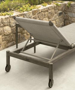 Dolcevita lounger by Talenti