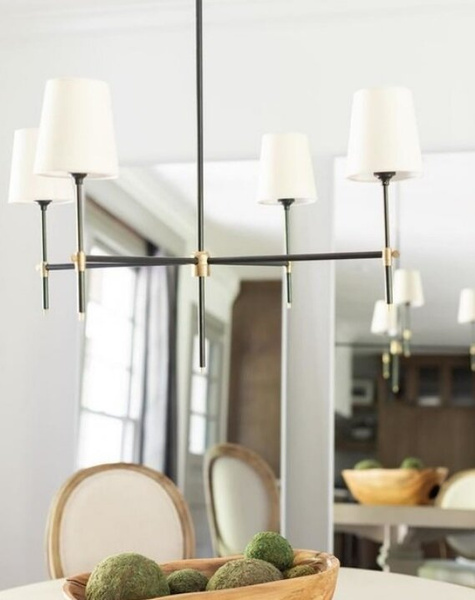 Bryant Large chandelier designed by Thomas O'Brien