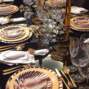 Zestaw sześciu noży obiadowych Roberto Cavalli Home, z kolekcji Lizzard (Gold)