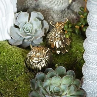 Niki and Simon L'Objet salt and pepper shakers, from the Haas Brothers Gold collection