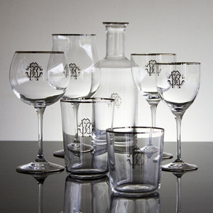 Kieliszek do wina Roberto Cavalli Home, z kolekcji Monogramma (Gold)