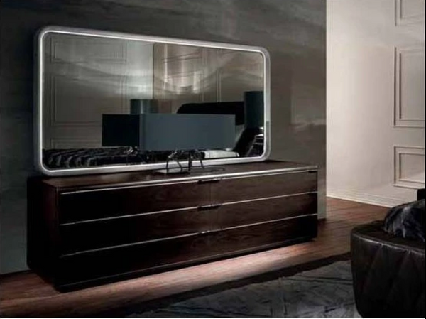 Smania Continental 215 chest of drawers