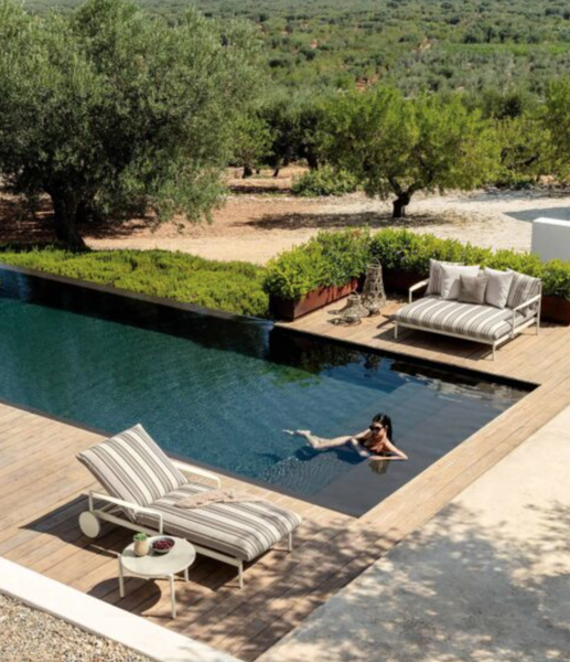 Nalu coffee table by Talenti