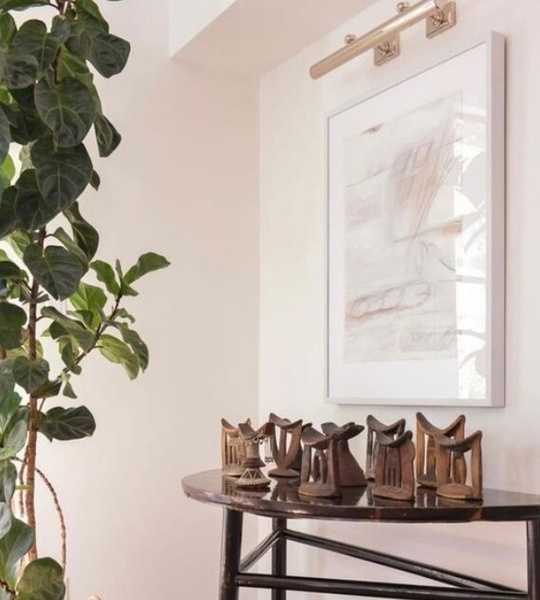 Kinkiet Chapman & Myers Cabinet Maker's Picture 24" marki Visual Comfort