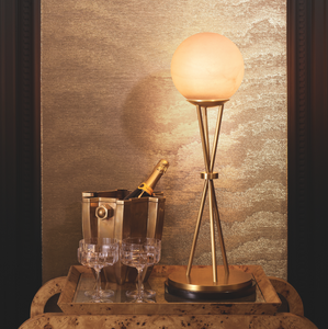 Izzy table lamp by Eichholtz 