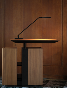 Lampa stołowa Untitled Linear marki Nemo Lighting