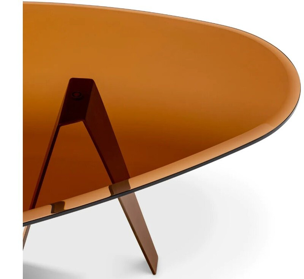 Stolik kawowy Lavello firmy Eichholtz